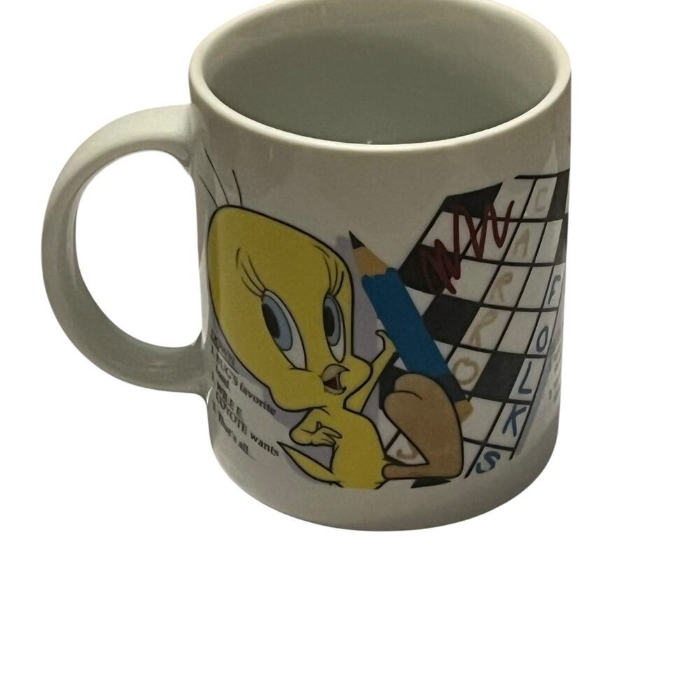 Vintage 1997 Warner Brothers Tweety Bird Crossword Mug